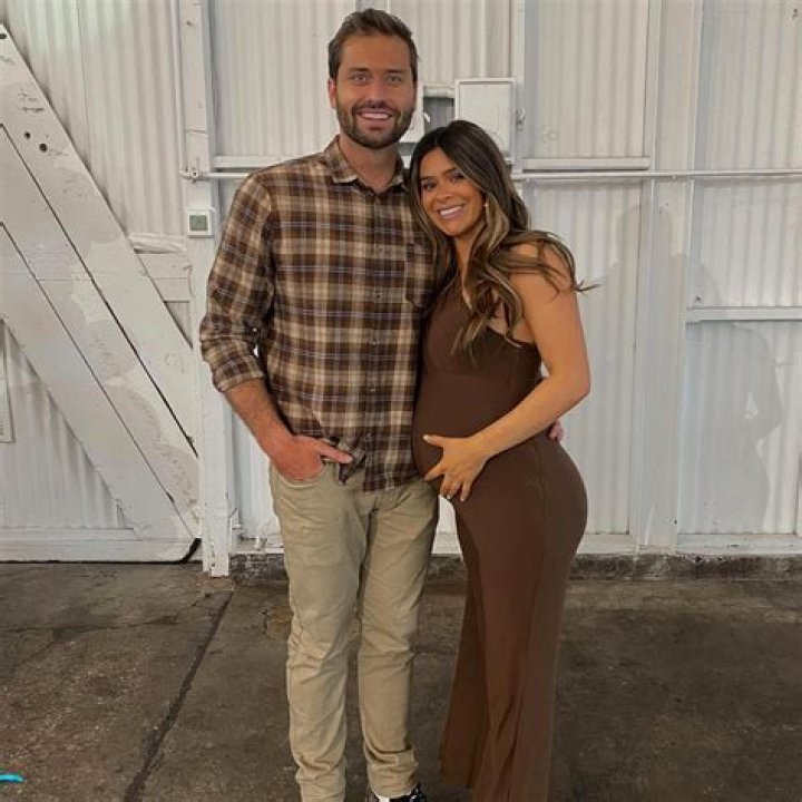 Anna Paul's boyfriend addresses cheating rumors as fans 'in tears' over shock split