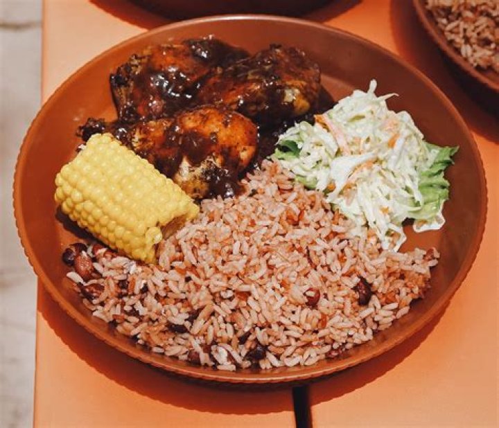 Bahamian Food: 17 Best Dishes to Try