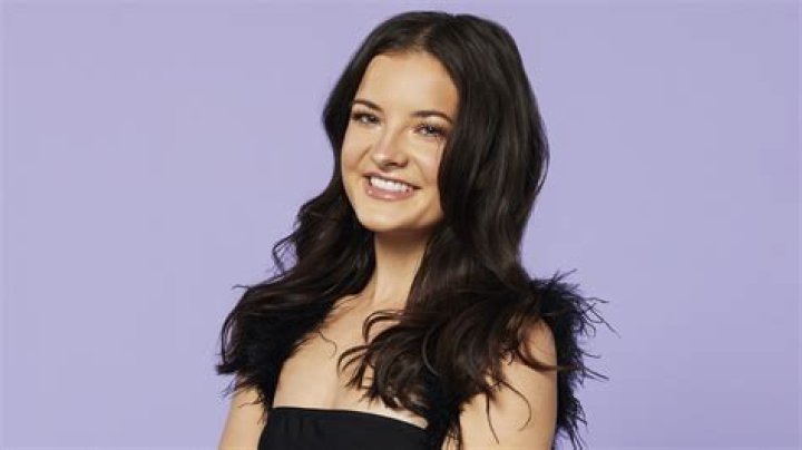 Brooke Hyland (Dancer) - Age, Birthday, Bio, Facts, Family, Net Worth, Height & More