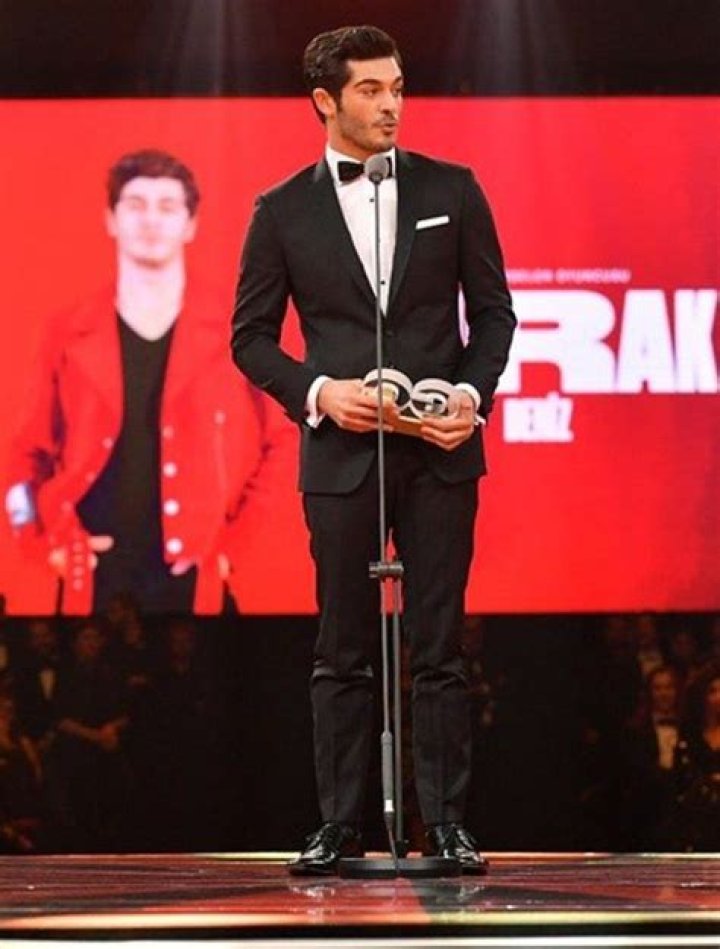 Burak Deniz's Height In Feet Revealed