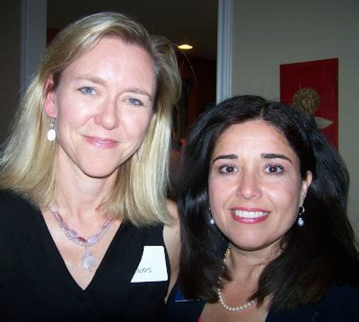 Diane Gonzalez-Cibrian (Politician) - Age, Birthday, Bio, Facts, Family, Net Worth, Height & More