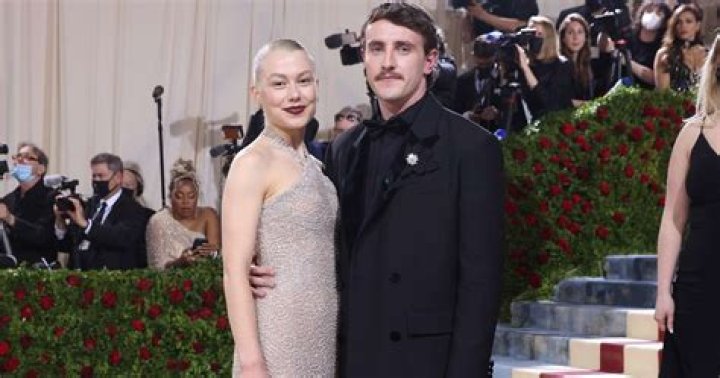 Discoveries And Insights Into Phoebe Bridgers' Sister