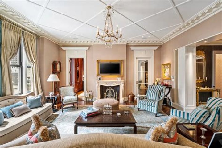 Inside New York City's The Plaza hotel that's been a perfect movie set for decades