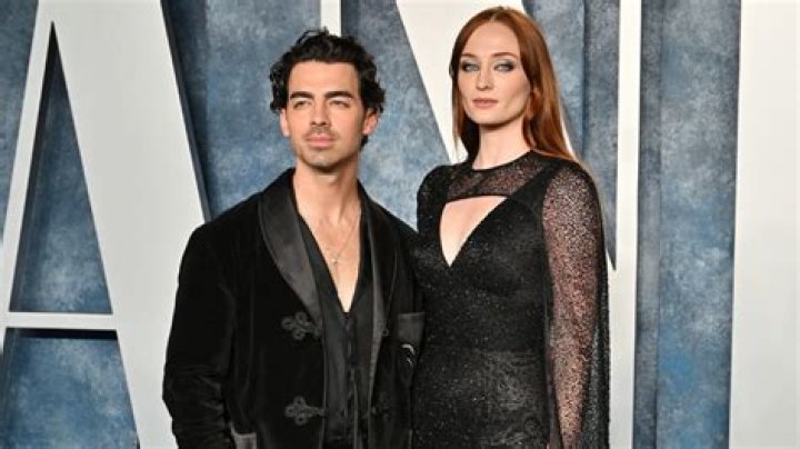 Joe Jonas 'shuts down divorce rumors' with one 'iconic' photo
