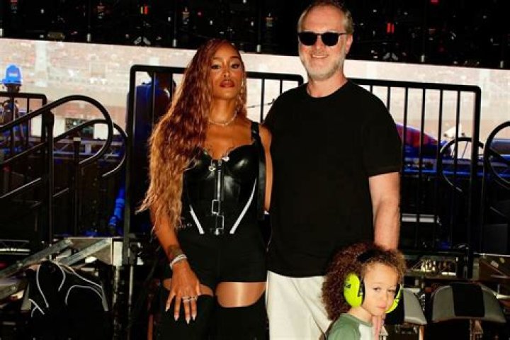 Maximillion Cooper's Ex-Wife: Unveiling Surprising Discoveries