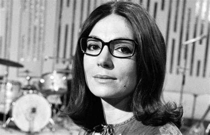 Nana Mouskouri (Jazz Singer) - Age, Birthday, Bio, Facts, Family, Net Worth, Height & More