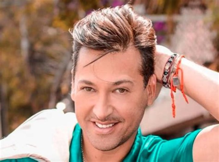 Pablito Ruiz (Pop Singer) - Age, Birthday, Bio, Facts, Family, Net Worth, Height & More