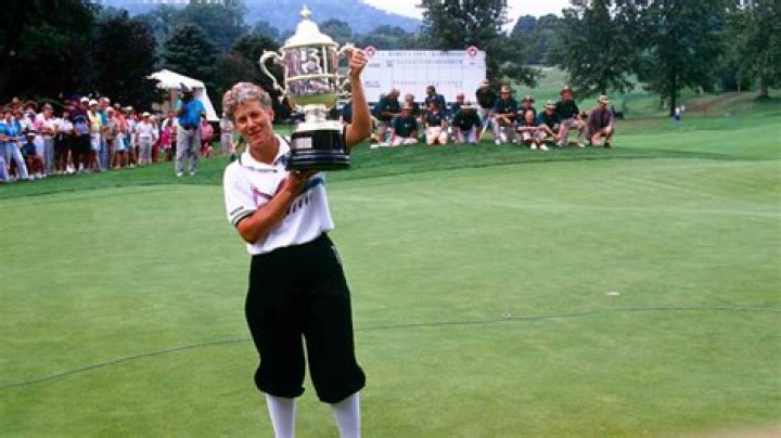 Patty Sheehan (Golfer) - Age, Birthday, Bio, Facts, Family, Net Worth, Height & More