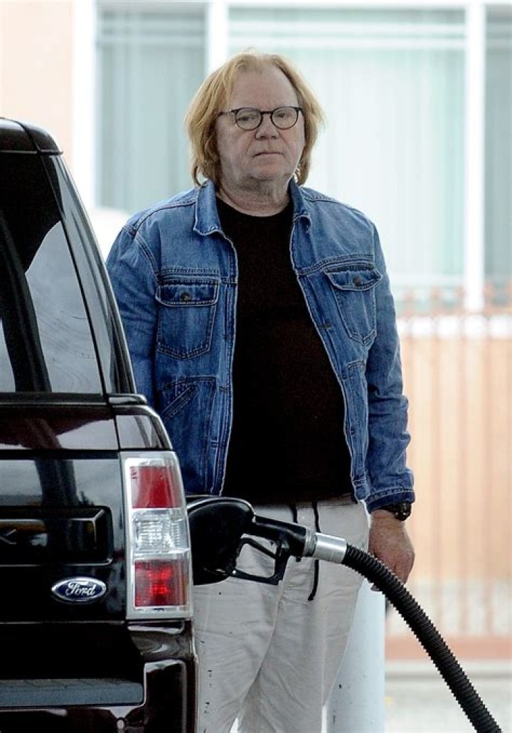 Uncover The Hidden Wealth Of David Caruso: An In-depth Exploration