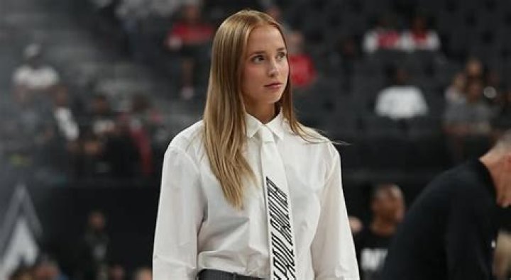 Unveiling The Scar's Story: Hailey Van Lith's Journey