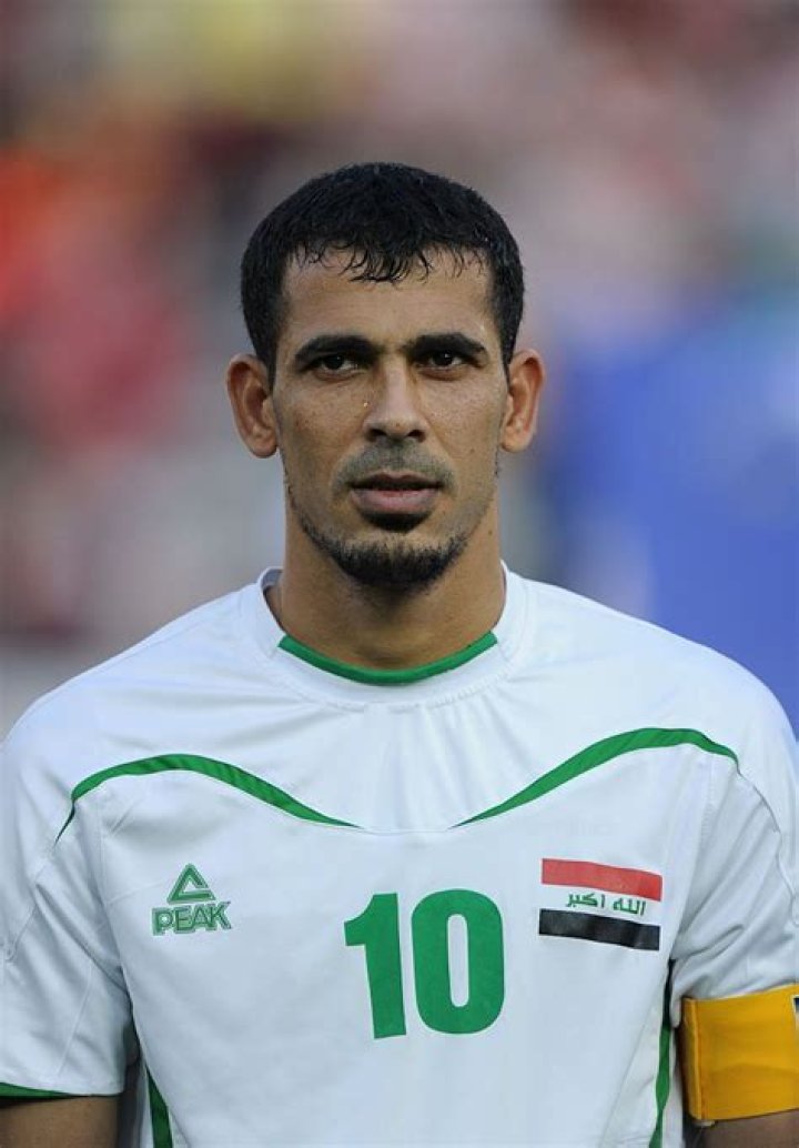 Younis Mahmoud (Soccer Player) - Age, Birthday, Bio, Facts, Family, Net Worth, Height & More