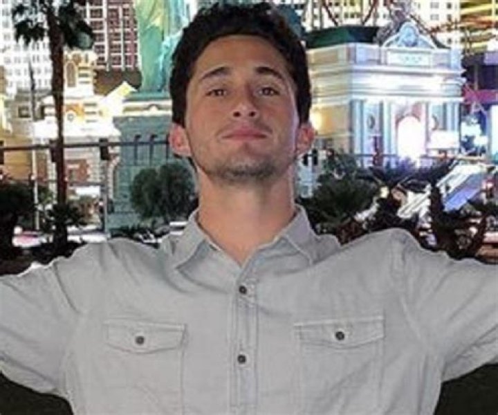 Zachary Ryan (TikTok Star) - Age, Birthday, Bio, Facts, Family, Net Worth, Height & More